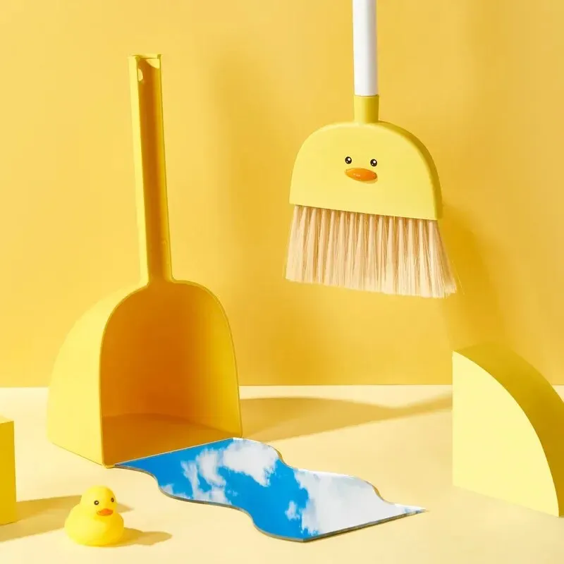 Mini balai de qualité alimenta - Kids Outdoor Broom avis et prix